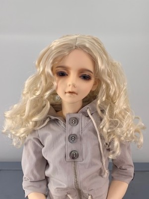 Angelesque Blond wave wig 8-9 inch